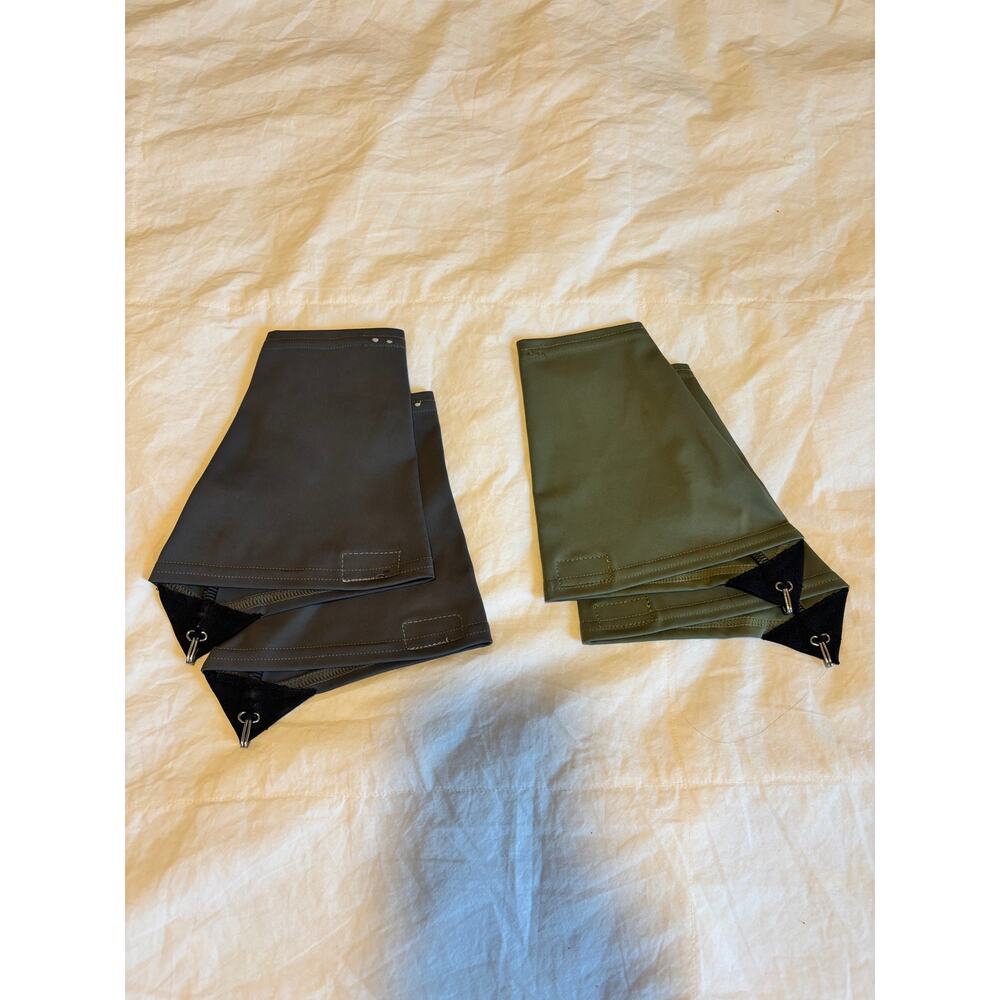 Dirty Girl Gaiters Size Medium